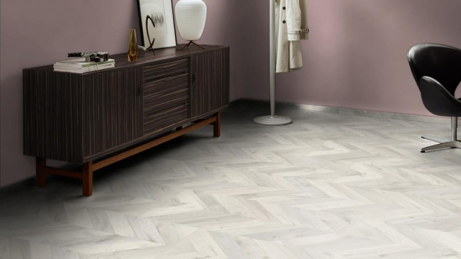 Купить Ламинат Kaindl Natural Touch Wide Plank 8/32 К4438 RH Дуб Алнвиг