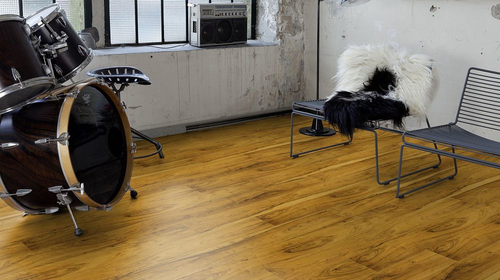 Купить Ламинат Kaindl AQUApro Supreme Premium Plank 8/32 O532 HG Walnut Rustic