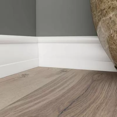 Плинтус Ultrawood арт. Base 0020 (2440 x 60 x 15 мм.)