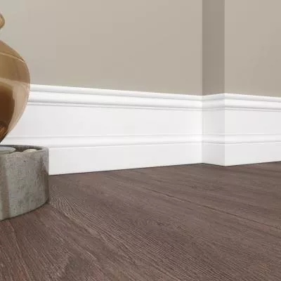 Плинтус Ultrawood арт. Base 0002 W (2440 x 133 x 14 мм.)