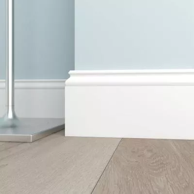 Плинтус Ultrawood арт. Base 5763 (2000 x 133 x 15 мм.)